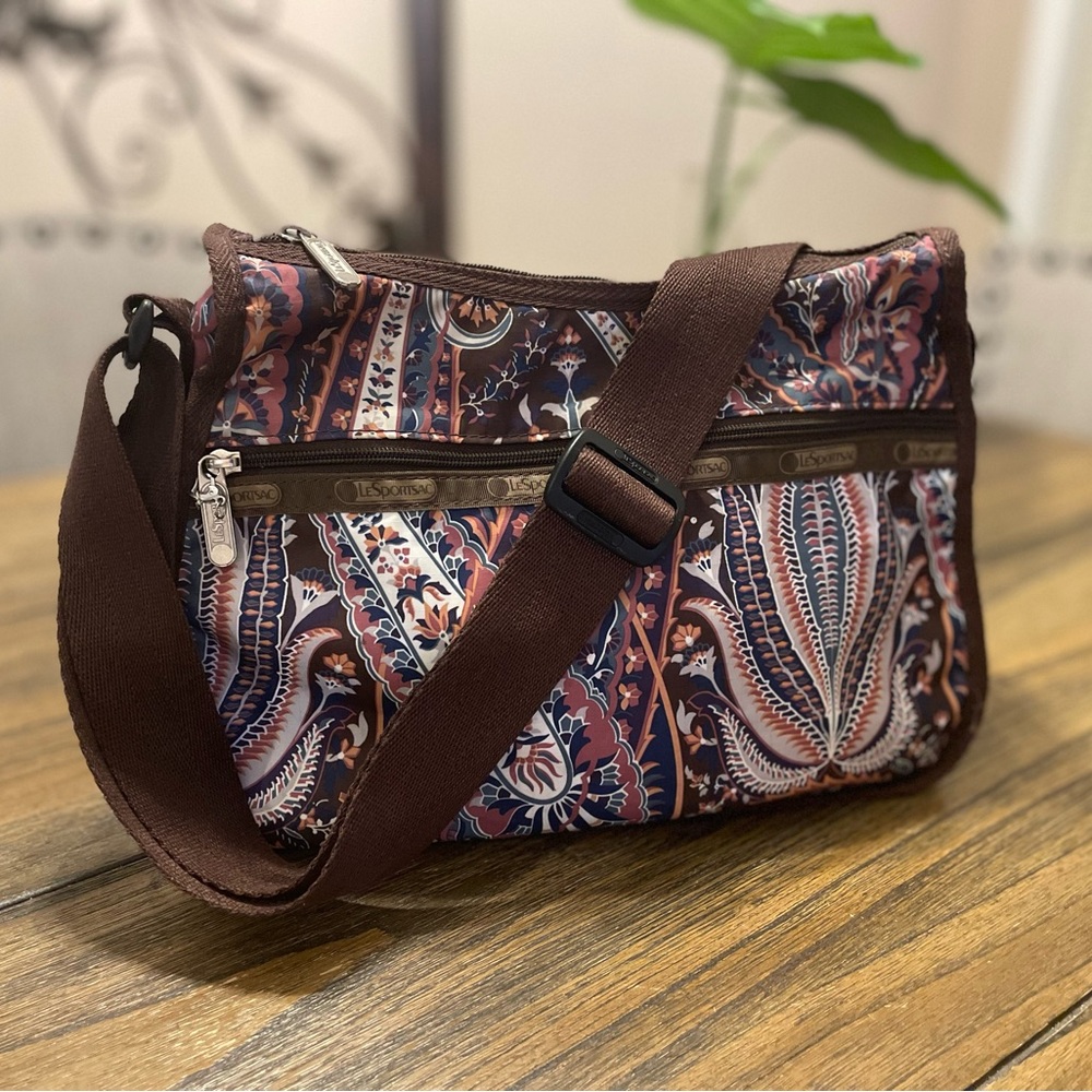 Lesportsa Paisley Brown Blue Pink Crossbody Canvas Medium Shoulder Bag Retro 80s
